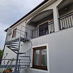 Mueller Apartman *